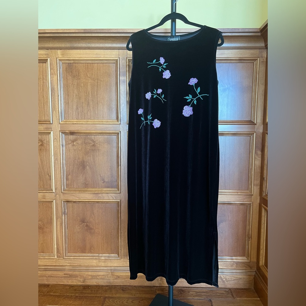 Impressions Dress Long Sleeveless Velvet Black Multicolor Embroidery Size XL